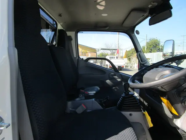 日野 デュトロ 2KG-XZU605M(2WD)の写真9