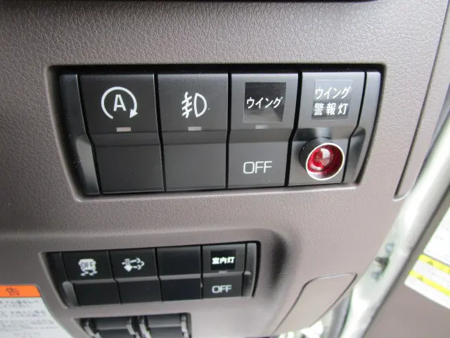 三菱 キャンター 2PG-FEB90(2WD)の写真17