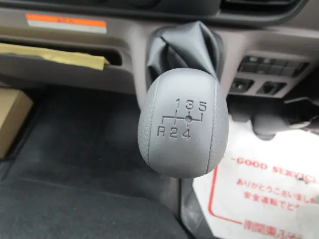 三菱 キャンター 2PG-FEB90(2WD)の写真22