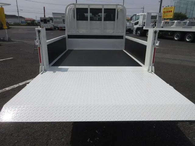日野 デュトロ 2KG-XZU605M(2WD)の写真9
