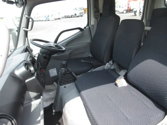 日野 デュトロ 2KG-XZU605M(2WD)の写真20