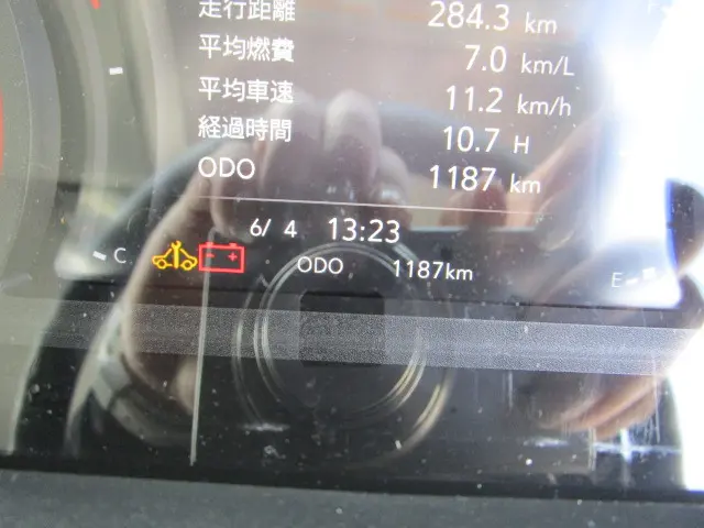 いすゞ エルフ 2RG-NJR88AT(2WD)の写真16