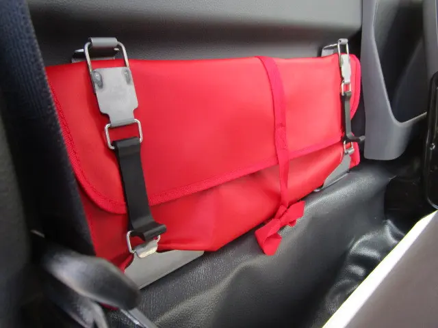 いすゞ エルフ 2RG-NJR88AT(2WD)の写真24