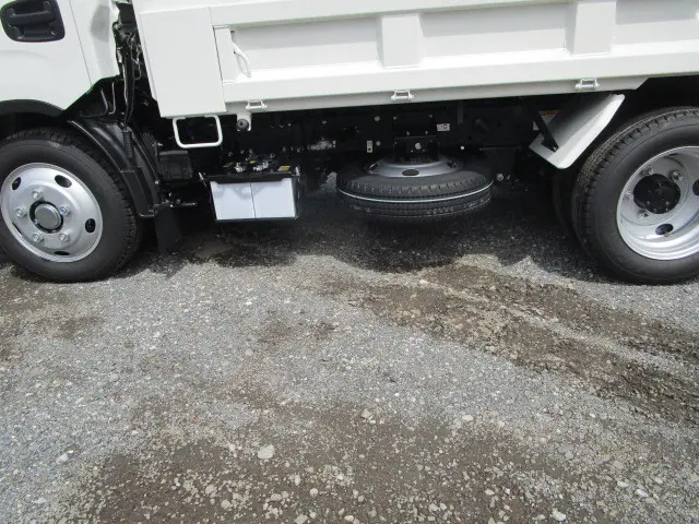 いすゞ エルフ 2RG-NJR88AT(2WD)の写真37