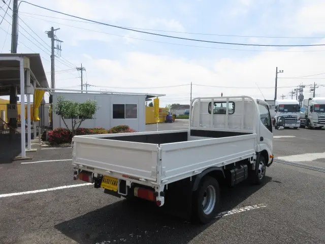 日野 デュトロ TPG-XZU605M(2WD)の写真4
