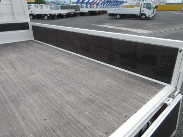 日野 デュトロ TPG-XZU605M(2WD)の写真39