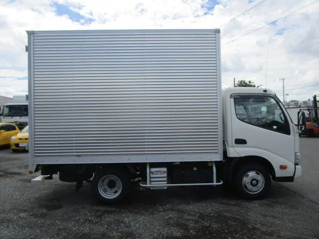 日野 デュトロ 2KG-XZU605M(2WD)の写真6