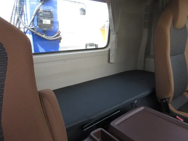 日野 レンジャー 2DG-GK2ABAの写真22
