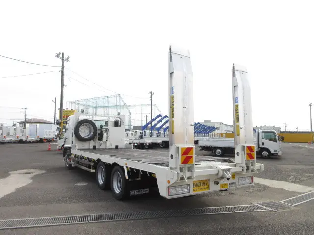 日野 レンジャー 2DG-GK2ABA(6x4)の写真3