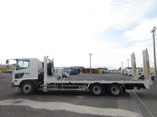 日野 レンジャー 2DG-GK2ABA(6x4)の写真5