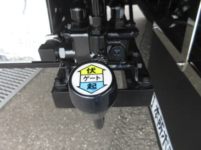 日野 レンジャー 2DG-GK2ABA(6x4)の写真41