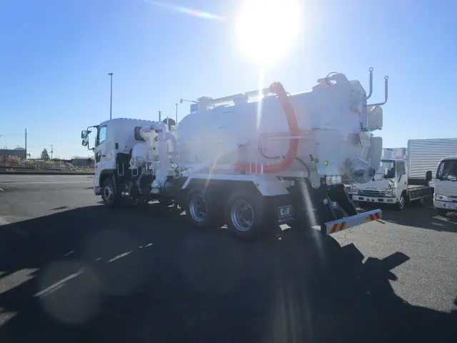 日野 プロフィア 2DG-FS1AJE(6x4)の写真3