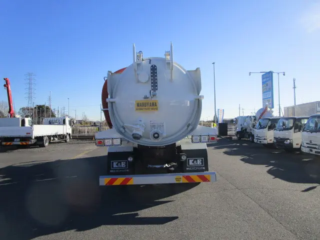 日野 プロフィア 2DG-FS1AJE(6x4)の写真12