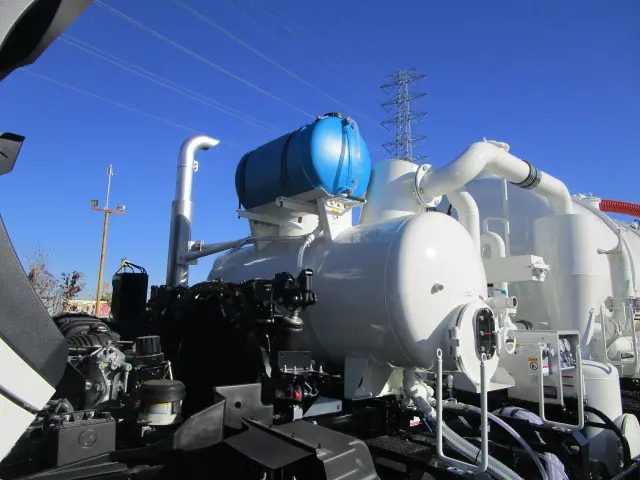 日野 プロフィア 2DG-FS1AJE(6x4)の写真31