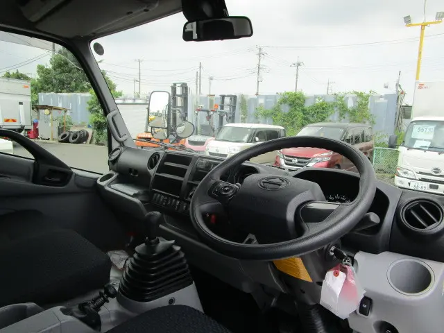 日野 デュトロ 2KG-XZU710M(2WD)の写真13