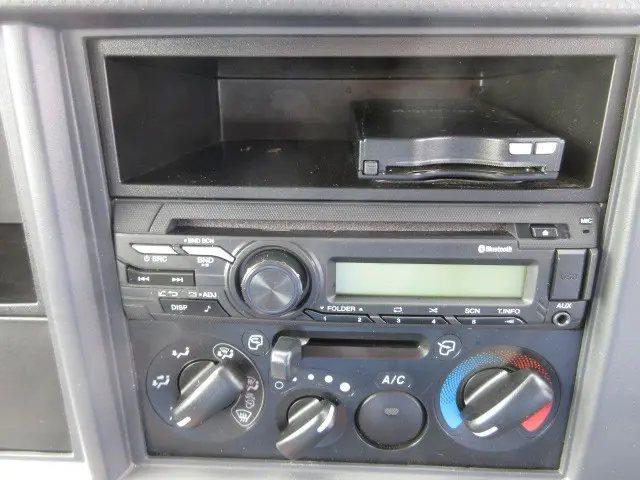 いすゞ エルフ 2RG-NMS88AN(4WD)の写真19