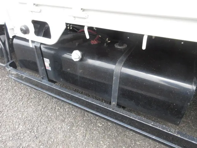 いすゞ エルフ 2RG-NMS88AN(4WD)の写真42