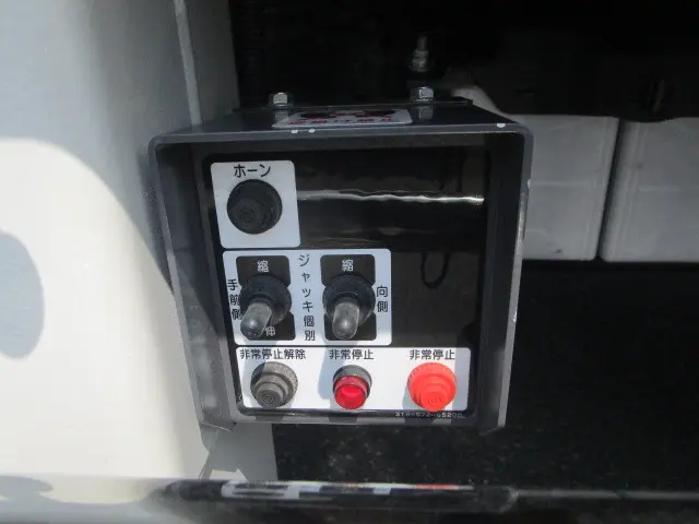 日野 レンジャー 2DG-GK2ABA(6x4)の写真39
