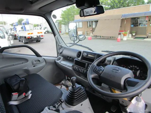 日野 デュトロ 2KG-XZU650M(2WD)の写真11