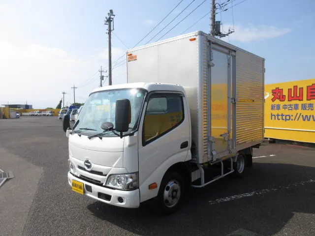 日野 デュトロ 2RG-XZC605M(2WD)の写真1