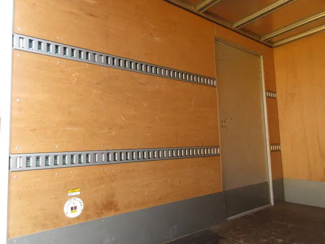 日野 デュトロ 2RG-XZC605M(2WD)の写真36