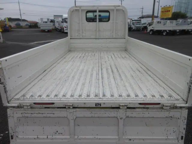 トヨタ ダイナ LDF-KDY271(4WD)の写真8