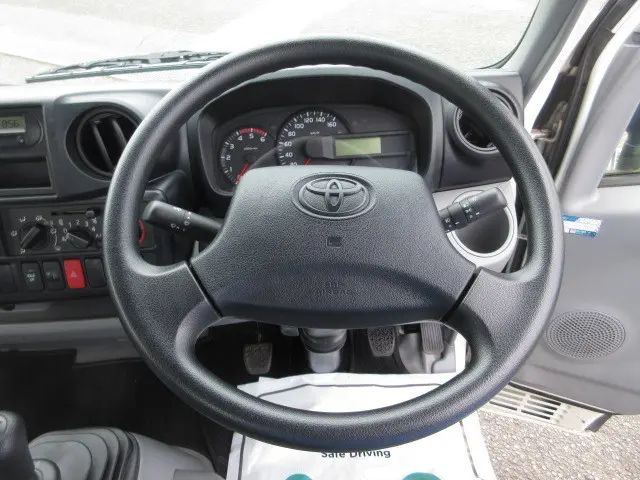 トヨタ ダイナ LDF-KDY271(4WD)の写真13