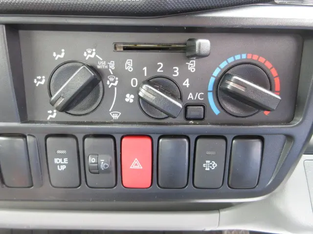 トヨタ ダイナ LDF-KDY271(4WD)の写真18