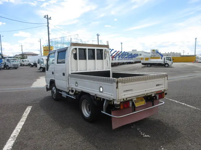 いすゞ エルフ TKG-NHS85A(4WD)の写真3