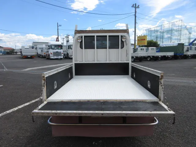 いすゞ エルフ TKG-NHS85A(4WD)の写真8