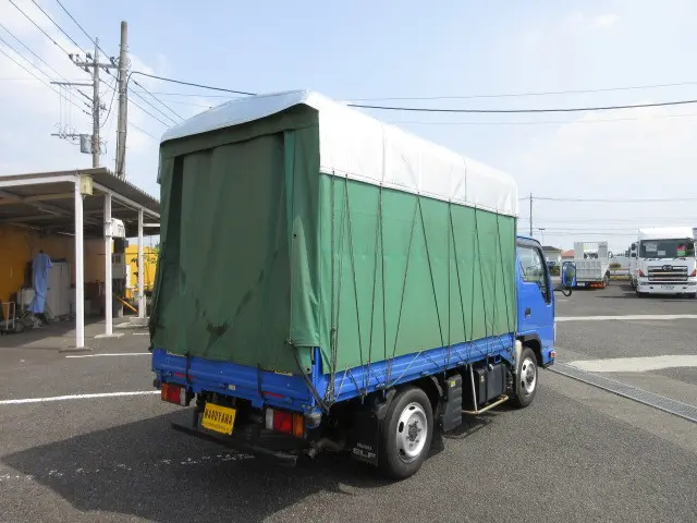 いすゞ エルフ TKG-NHS85A(4WD)の写真4