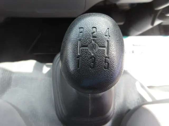 いすゞ エルフ TKG-NHS85A(4WD)の写真16