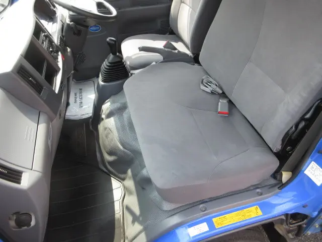 いすゞ エルフ TKG-NHS85A(4WD)の写真17