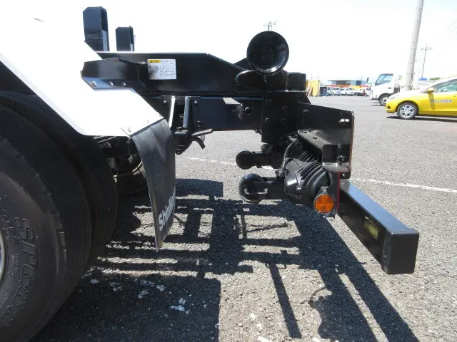 いすゞ フォワード 2RG-FRR90S2(2WD)の写真43