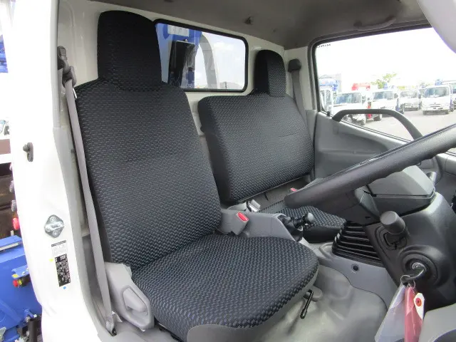 日野 デュトロ 2KG-XZU650F(2WD)の写真11