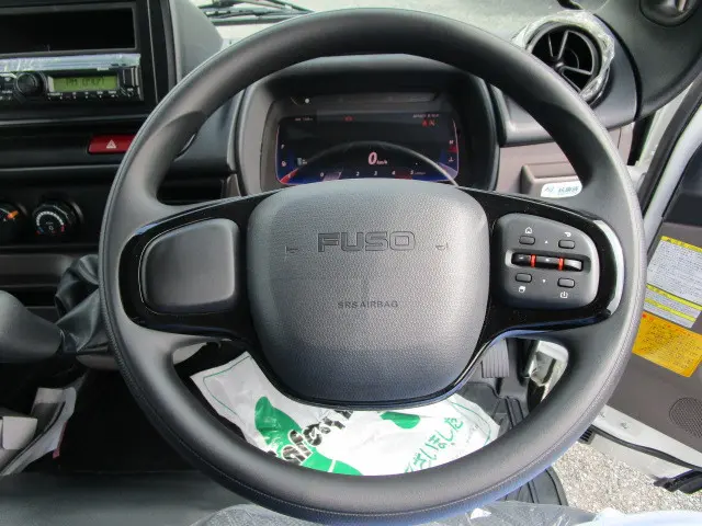 三菱 キャンター 2RG-FEAV0(2WD)の写真15