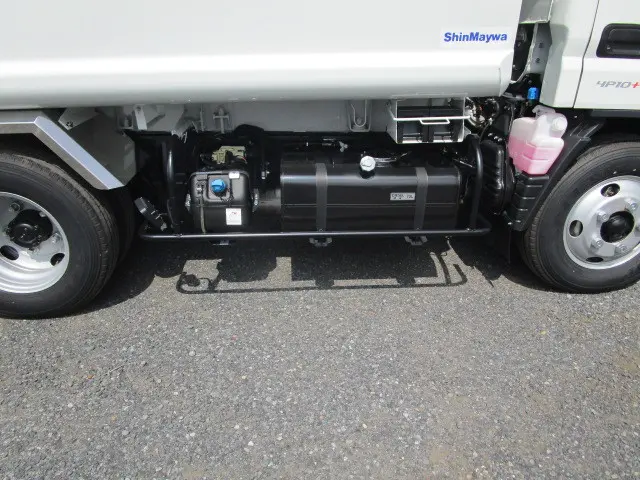 三菱 キャンター 2RG-FEAV0(2WD)の写真35