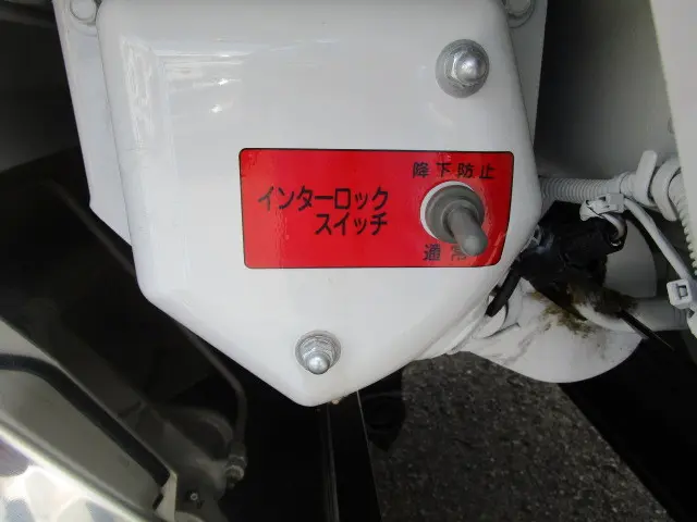 三菱 キャンター 2RG-FEAV0(2WD)の写真39