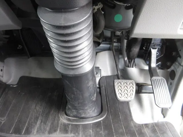 日野 デュトロ 2RG-XZC605M(2WD)の写真21