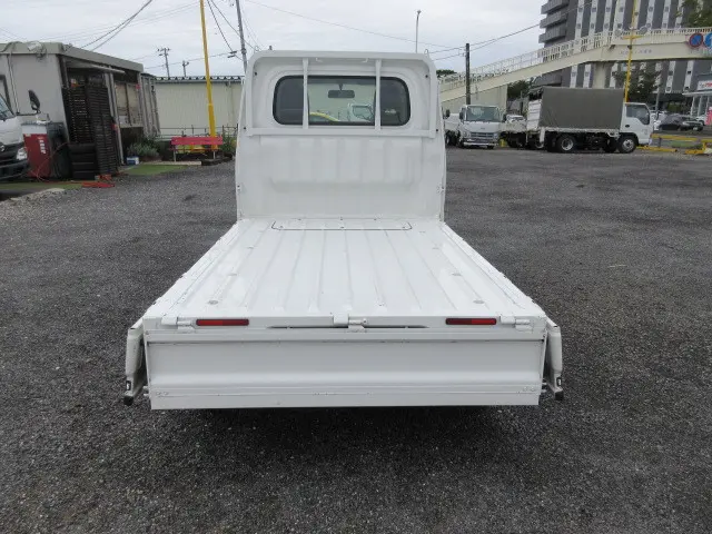 ダイハツ ハイゼットトラック EBD-S500P(2WD)の写真9