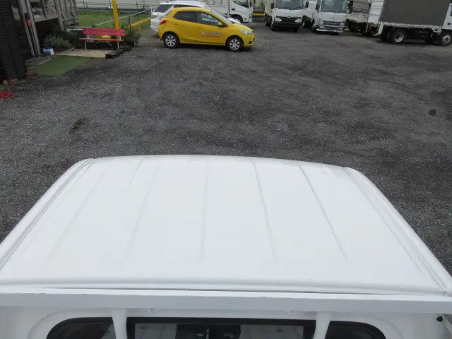 ダイハツ ハイゼットトラック EBD-S500P(2WD)の写真11