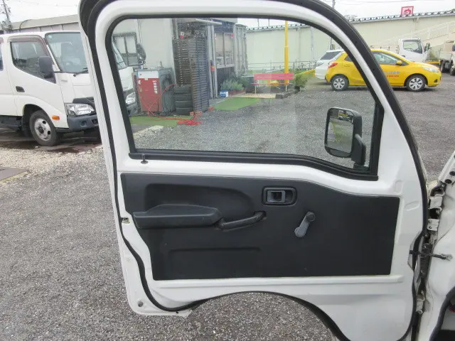 ダイハツ ハイゼットトラック EBD-S500P(2WD)の写真22