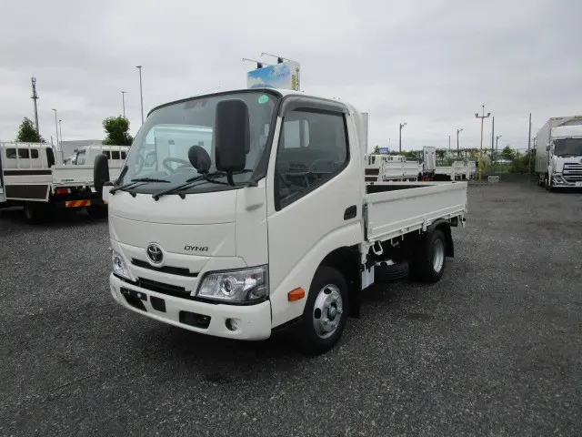 トヨタ ダイナ 2KG-XZC605(2WD)の写真1
