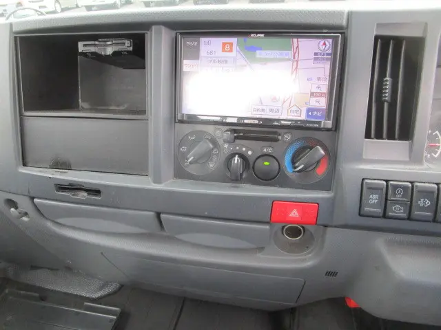 いすゞ エルフ TRG-NJR85A(2WD)の写真17