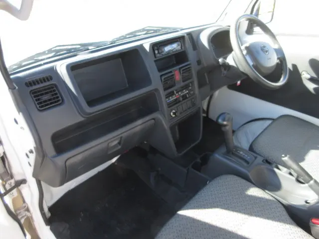 日産 クリッパートラック EBD-DR16T(2WD)の写真23
