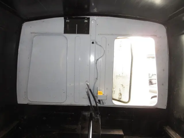 三菱 キャンター 2RG-FEAV0(2WD)の写真19