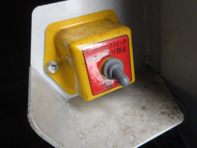 三菱 キャンター 2RG-FEAV0(2WD)の写真20