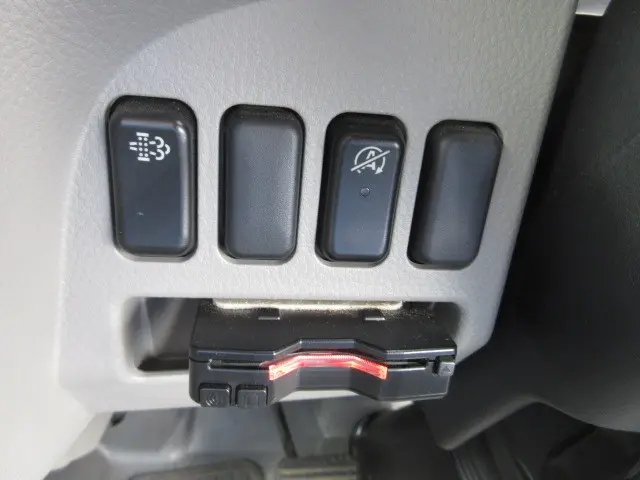 三菱 キャンター 2RG-FEAV0(2WD)の写真26