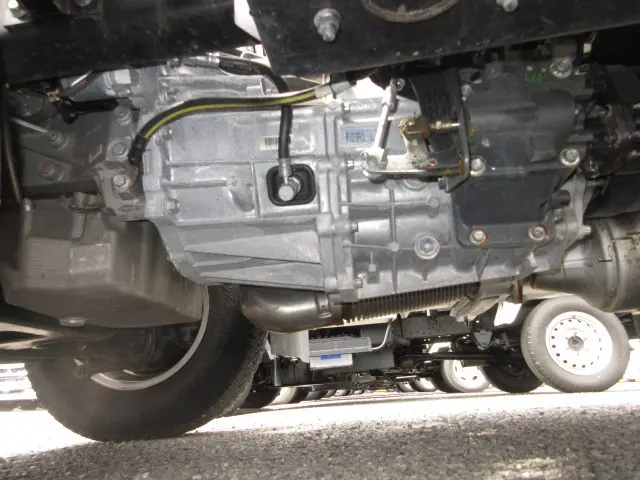 三菱 キャンター 2RG-FEAV0(2WD)の写真35