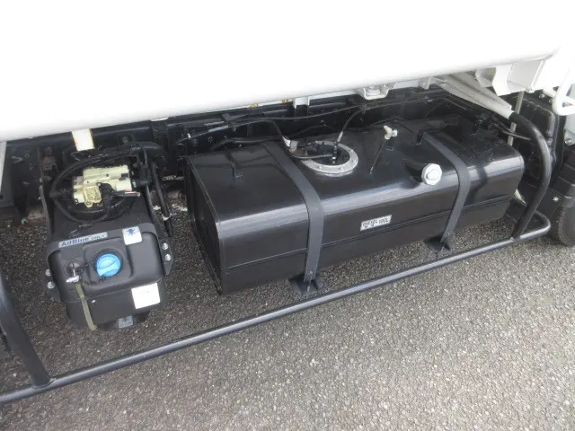 三菱 キャンター 2RG-FEAV0(2WD)の写真41